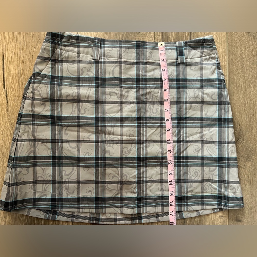 Nike Women’s Dri Fit Golf Preppy Academia Skort Size 10 - Picture 6 of 8